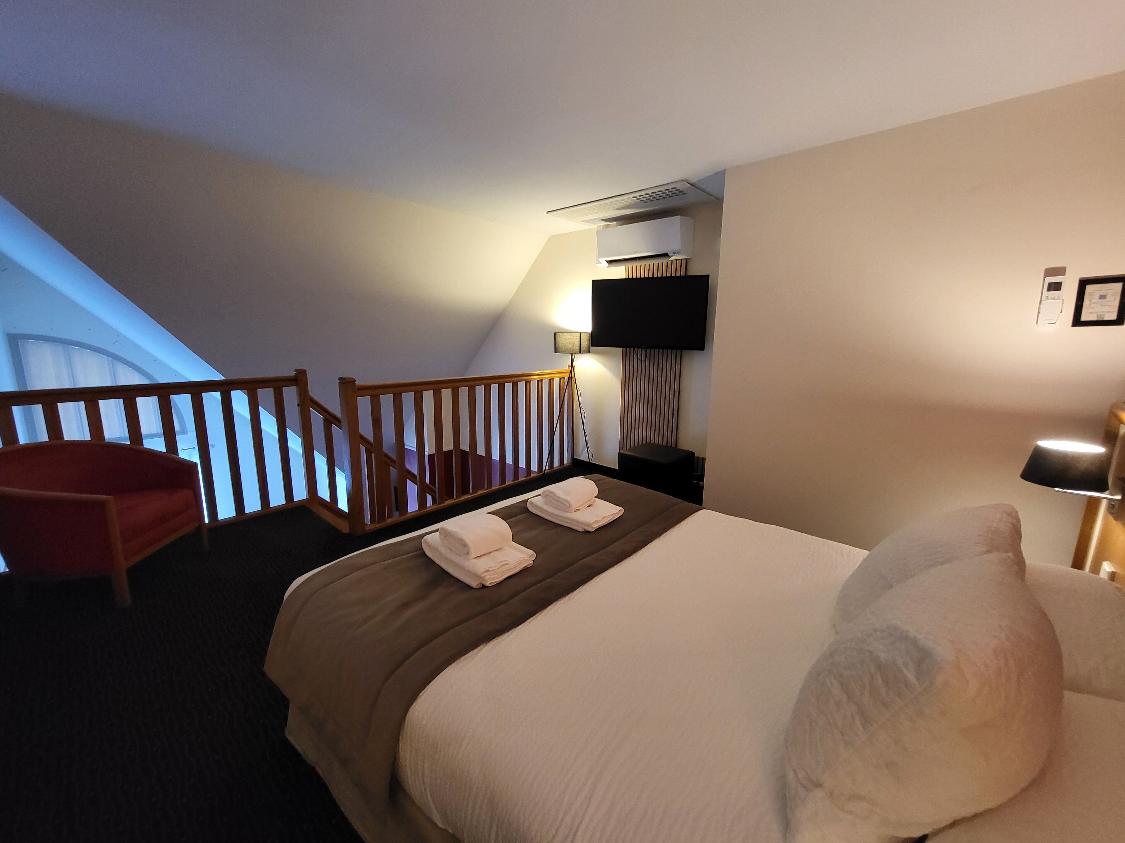 family room | in-room safe, individually furnished, desk, soundproofing