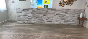 Days Inn by Wyndham Birmingham/West