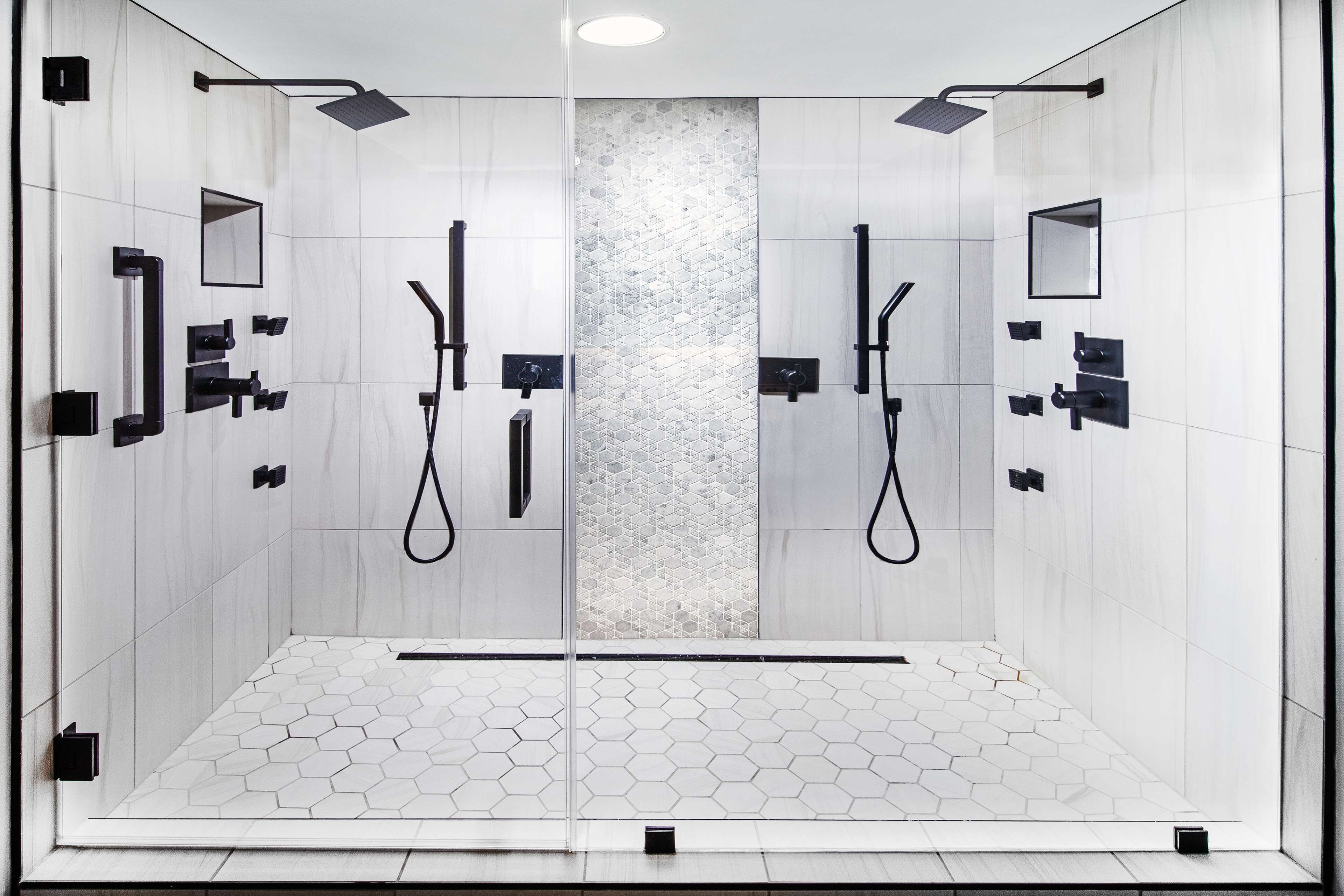 Foto - DoubleTree by Hilton Tulsa - Warren Place