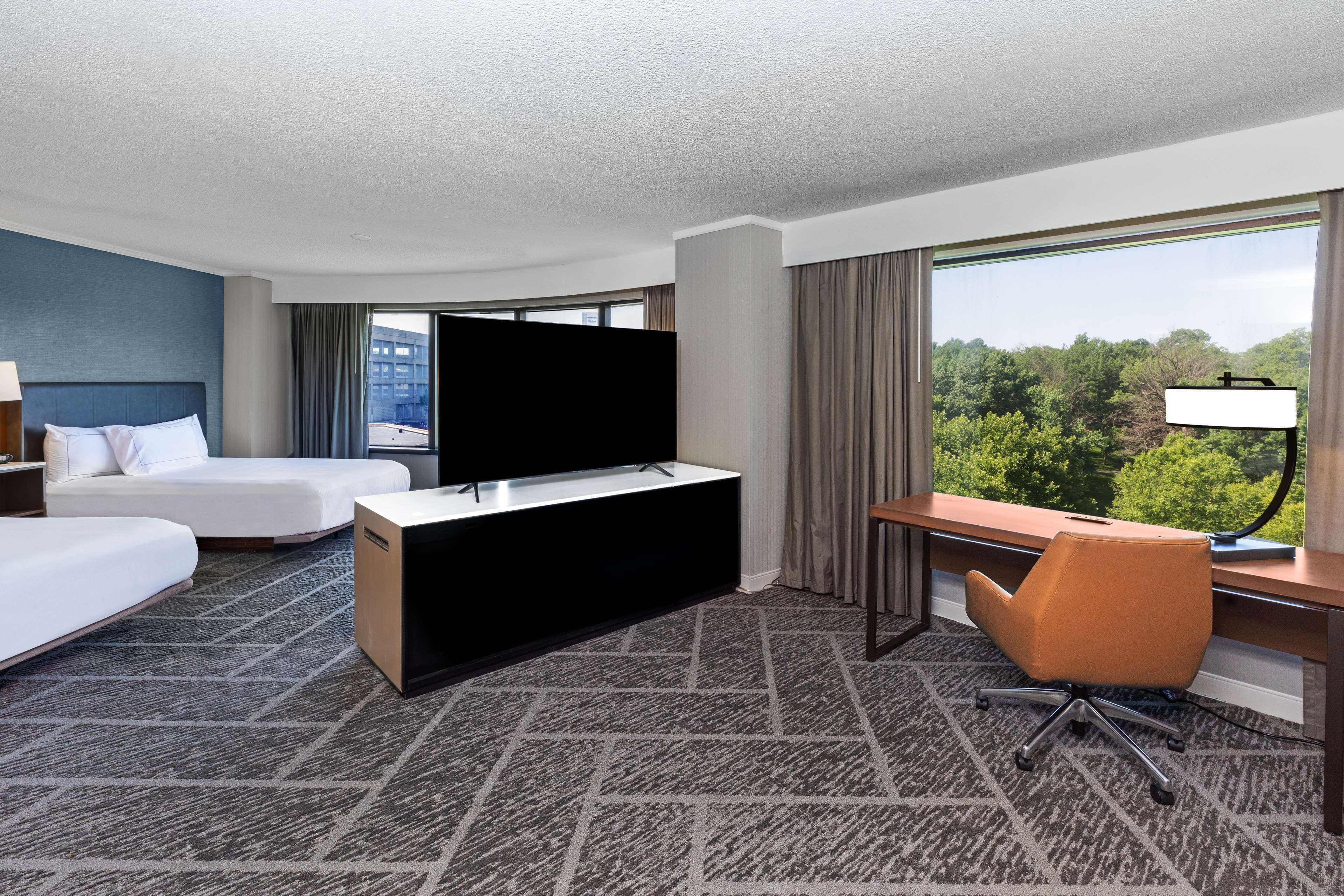 Photo - DoubleTree by Hilton Tulsa - Warren Place