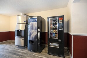 Vending machine - Red Roof Inn Lumberton (Lumberton)