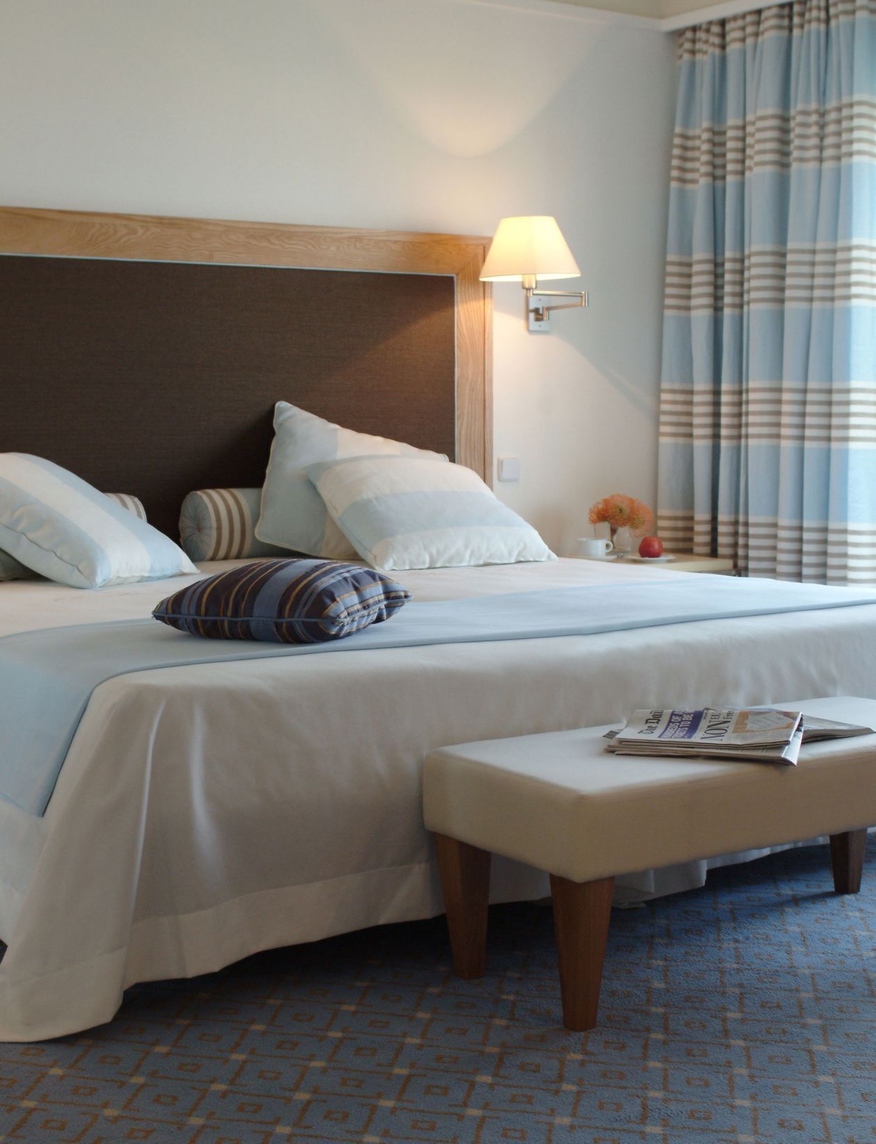 Minibar, in-room safe, iron/ironing board, free WiFi