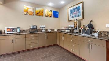 Free daily buffet breakfast