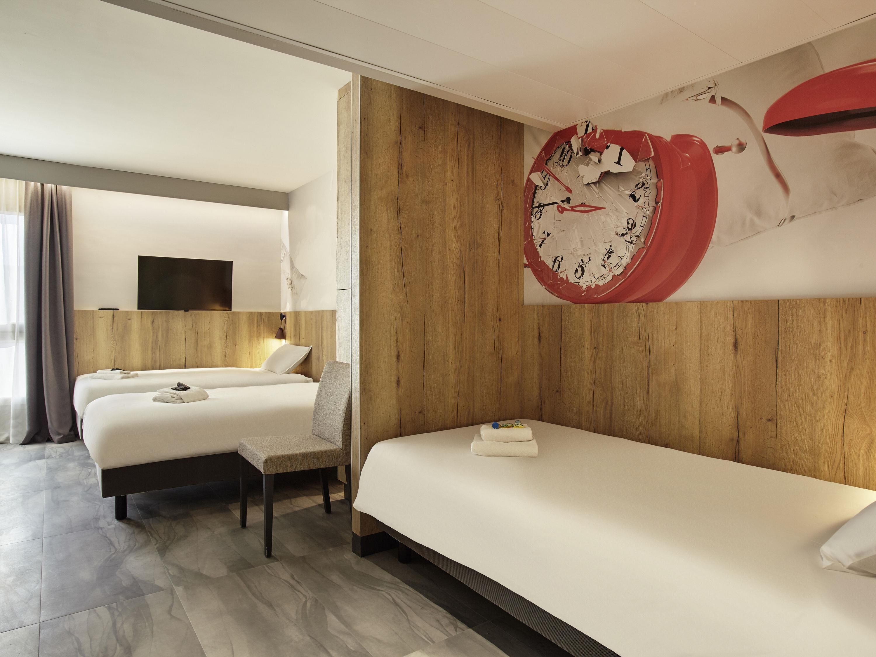 Kamer, Meerdere bedden | Pillowtop-bedden, een kluis op de kamer, individueel gemeubileerd