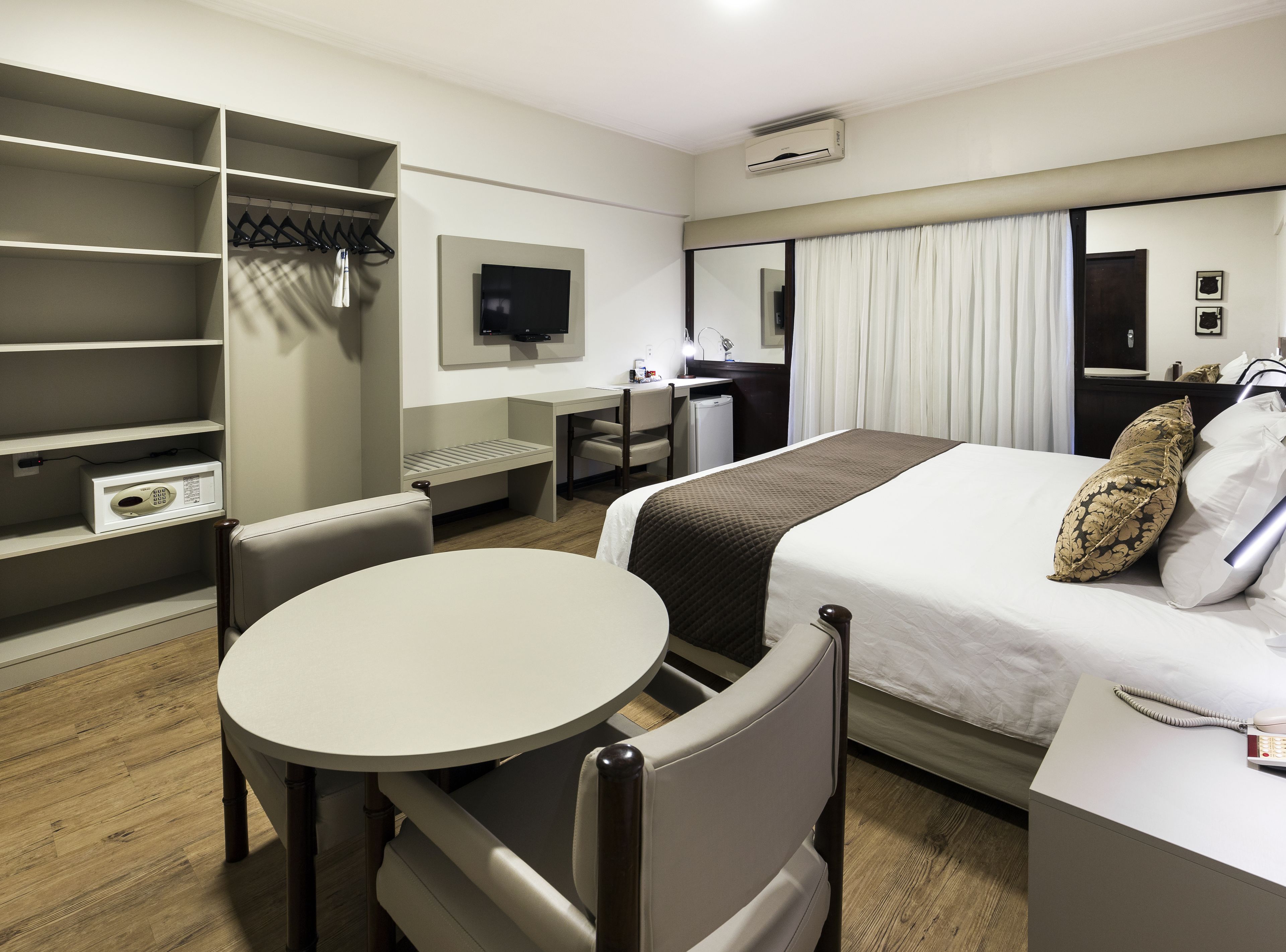 Foto - Plaza Blumenau Hotel