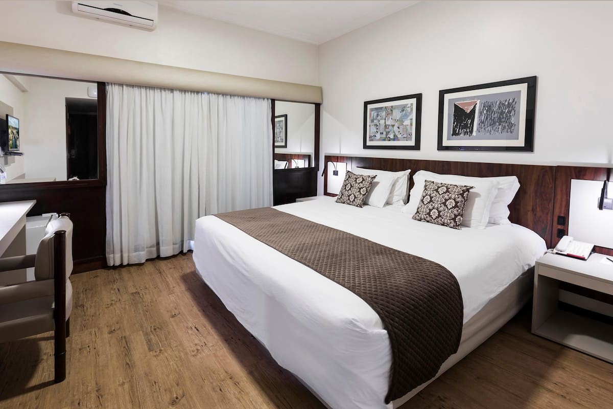 Minibar, in-room safe, desk, blackout curtains