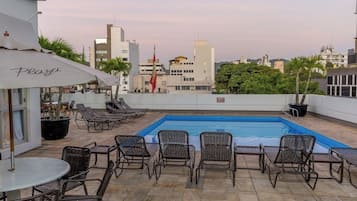 Piscina externa