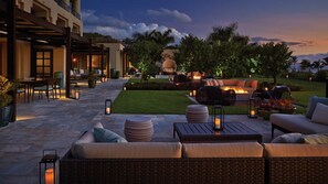 Lokelani Three-Bedroom Presidential Suite