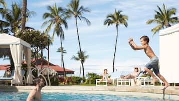 3 piscinas al aire libre, sillones reclinables de piscina