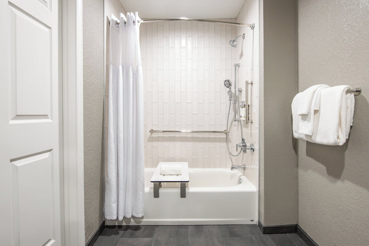 Hand-held showerhead