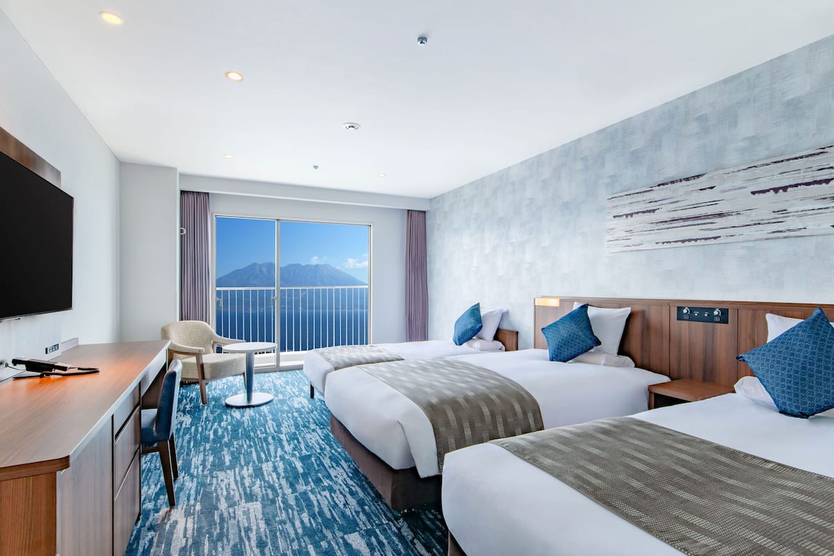 1 bedroom, in-room safe, desk, blackout curtains