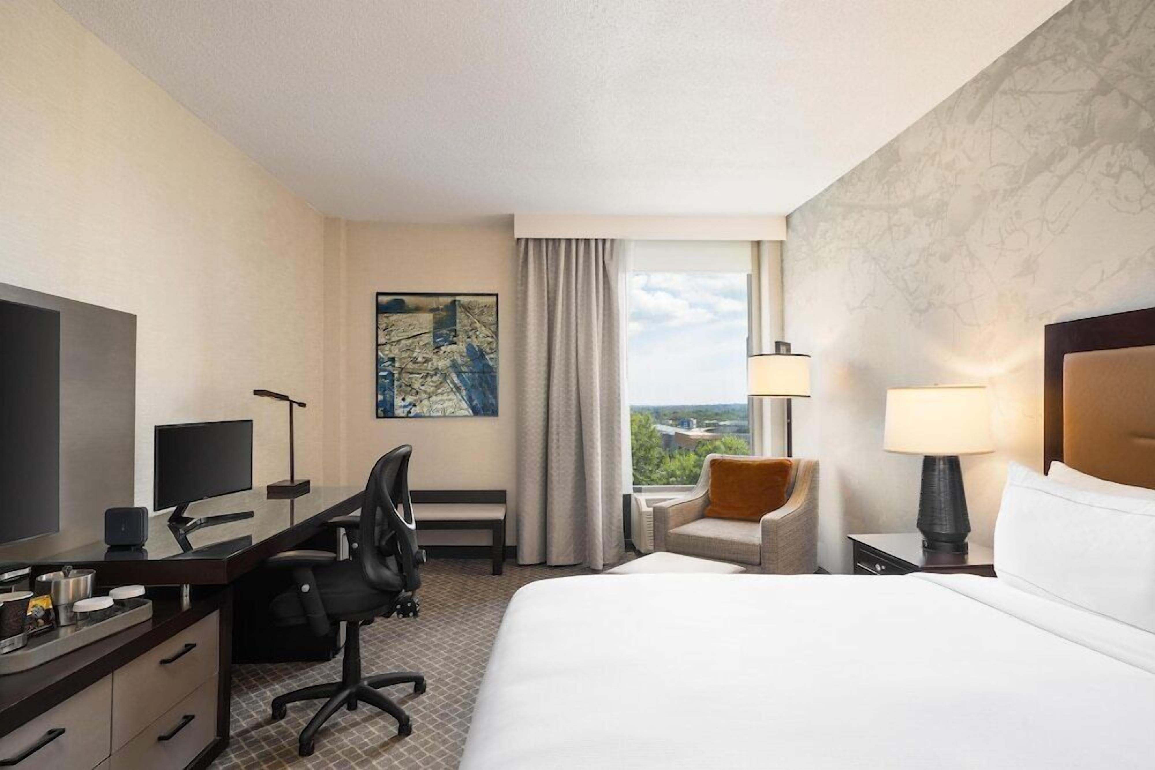 Premium bedding, minibar, in-room safe, desk