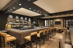 Bar (en la propiedad)