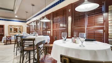 Daily local cuisine breakfast for a fee