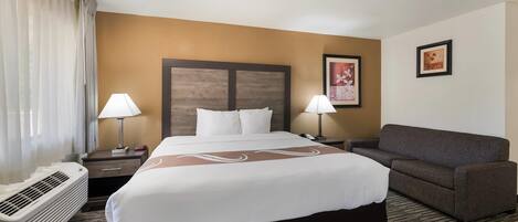 Desk, laptop workspace, iron/ironing board, free WiFi