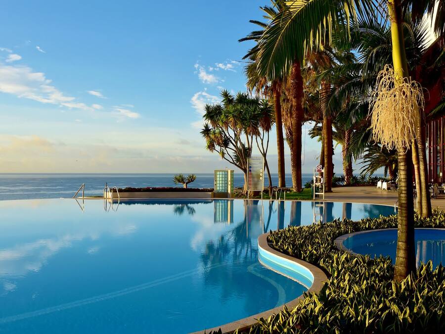 Indoor pool, outdoor pool