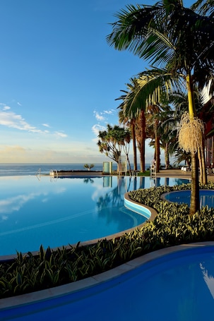 Indoor pool, outdoor pool. Pestana Casino Park Ocean and SPA Hotel