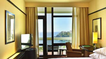 Minibar, in-room safe, blackout curtains, soundproofing