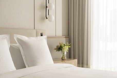 Four Seasons Hotel Toronto - Image 81