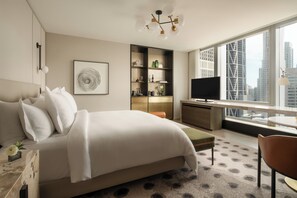 Premier Room, 1 King Bed, Accessible