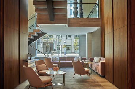 Four Seasons Hotel Toronto - Image 49