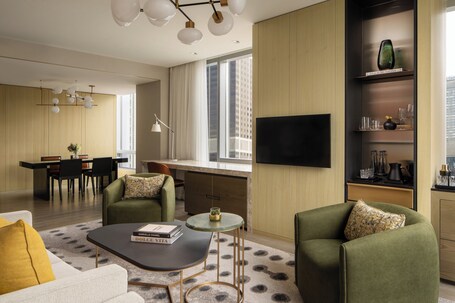 Four Seasons Hotel Toronto - Image 39