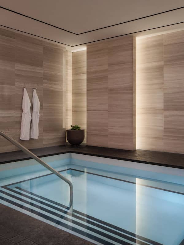 Indoor spa tub