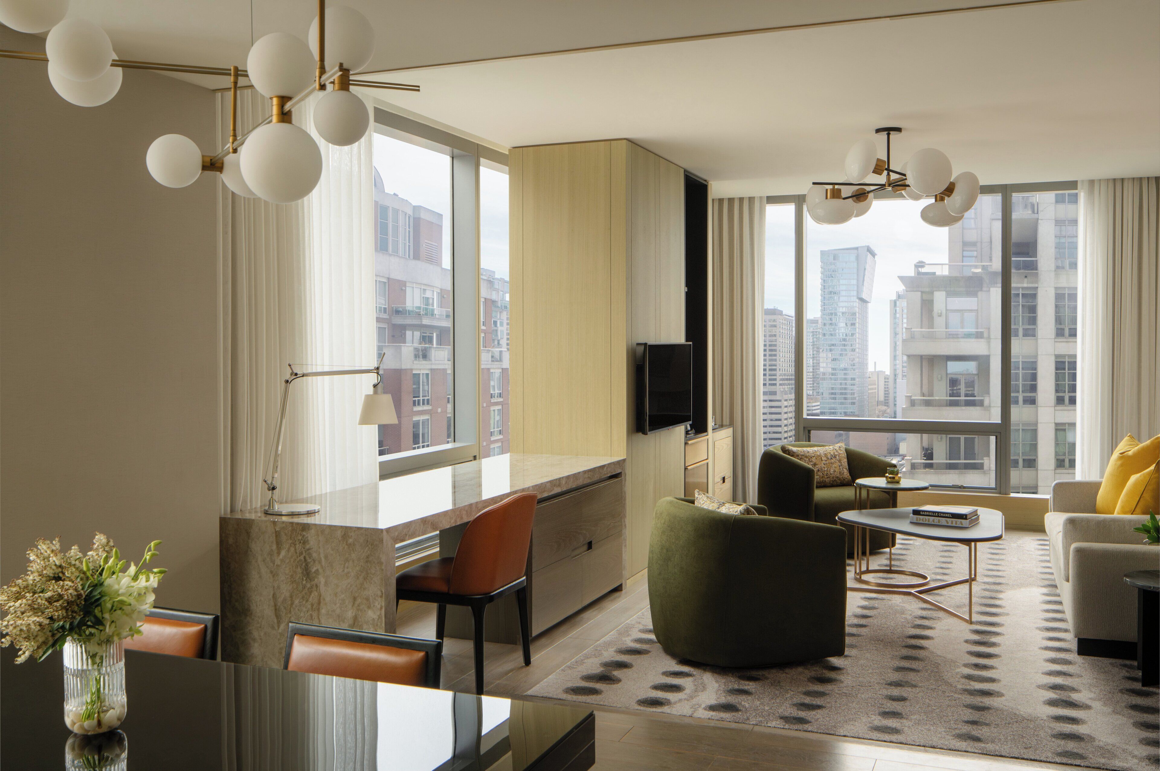 Photo - Four Seasons Hotel Toronto
