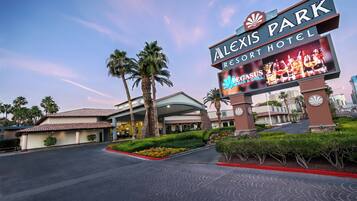 Fachada de la propiedad