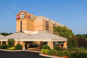 Exterior - Best Western Plus Goldsboro (Goldsboro)