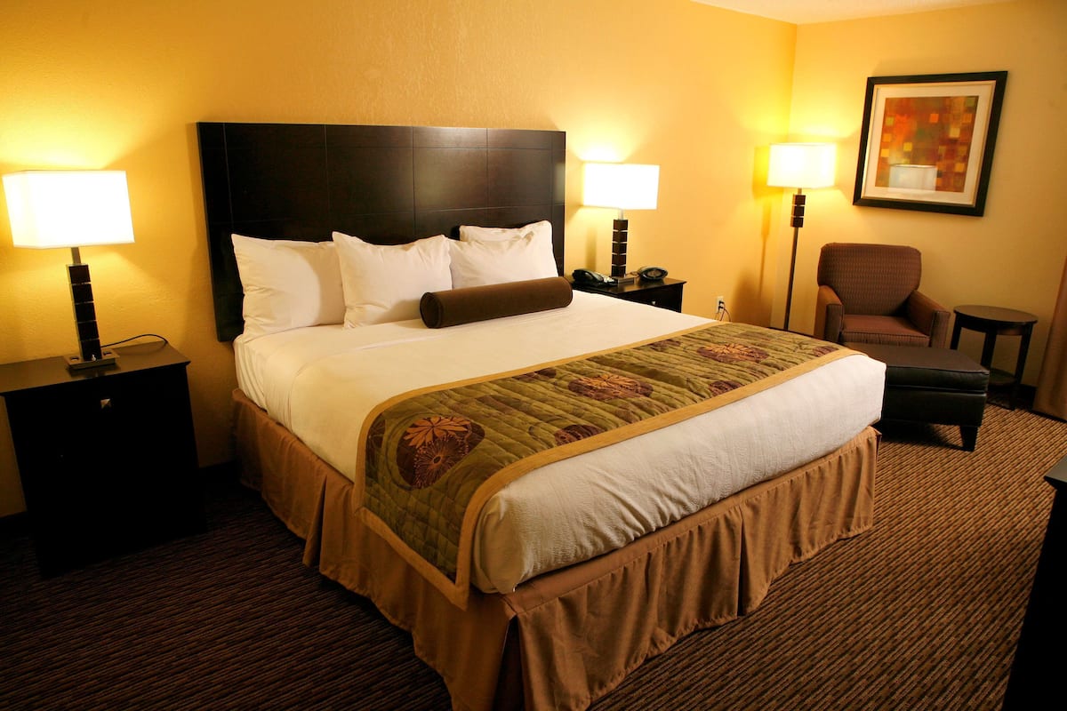 In-room safe, desk, laptop workspace, iron/ironing board