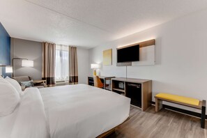 Standard Room, 1 King Bed, Non Smoking
