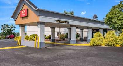 Econo Lodge Inn & Suites Chambersburg Central