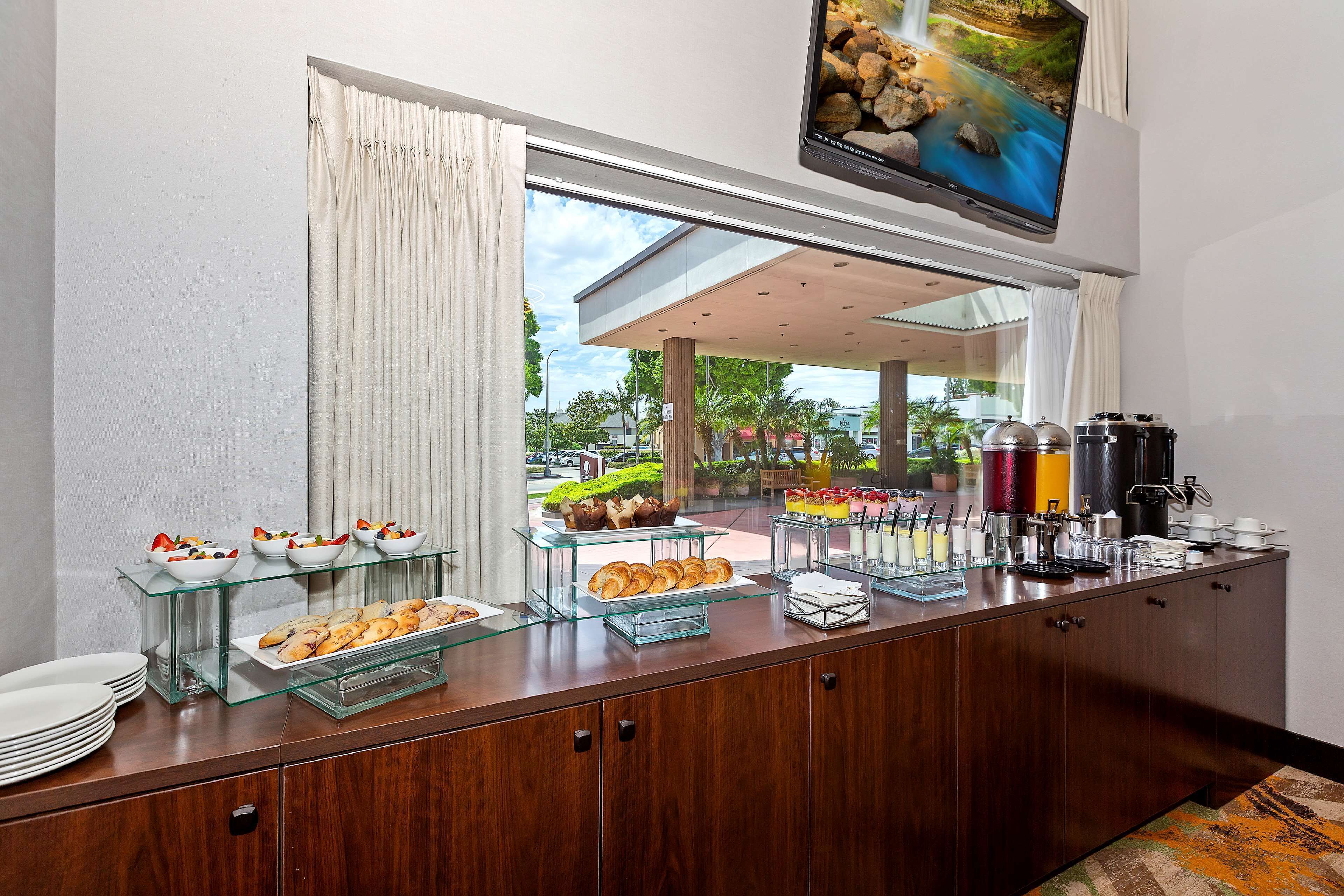 daily full breakfast for a fee