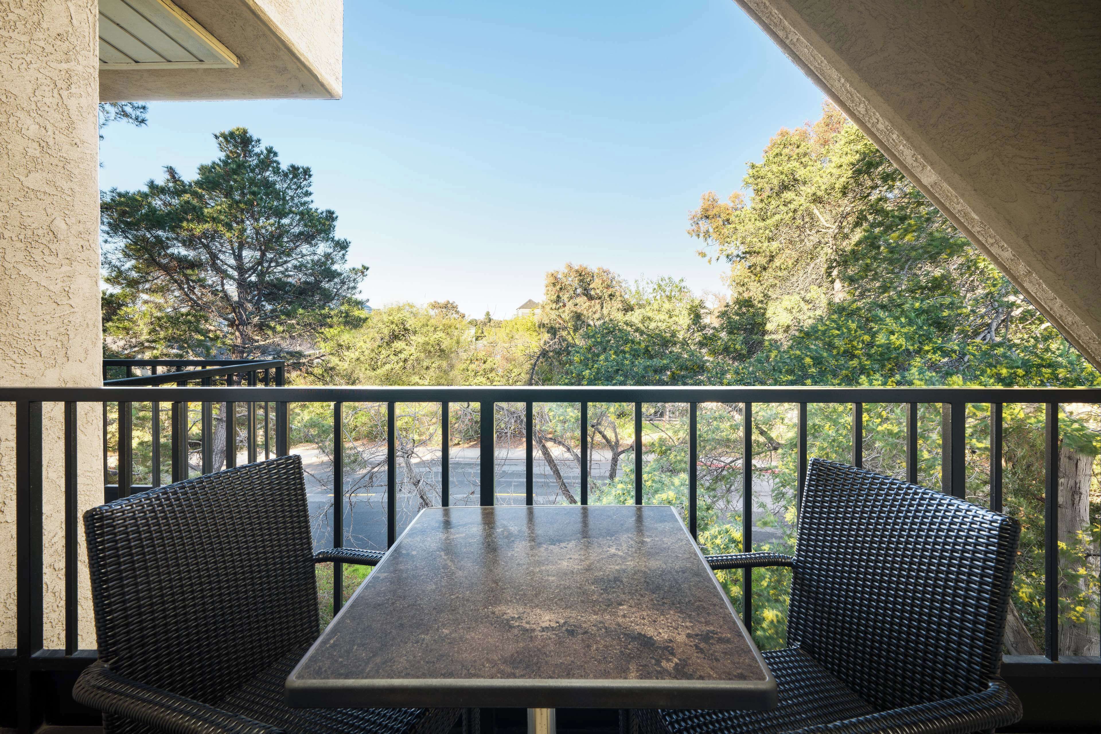 suite, 1 king bed, non smoking, balcony (living room;with sofabed) | 1 bedroom, premium bedding, pillow-top beds, desk