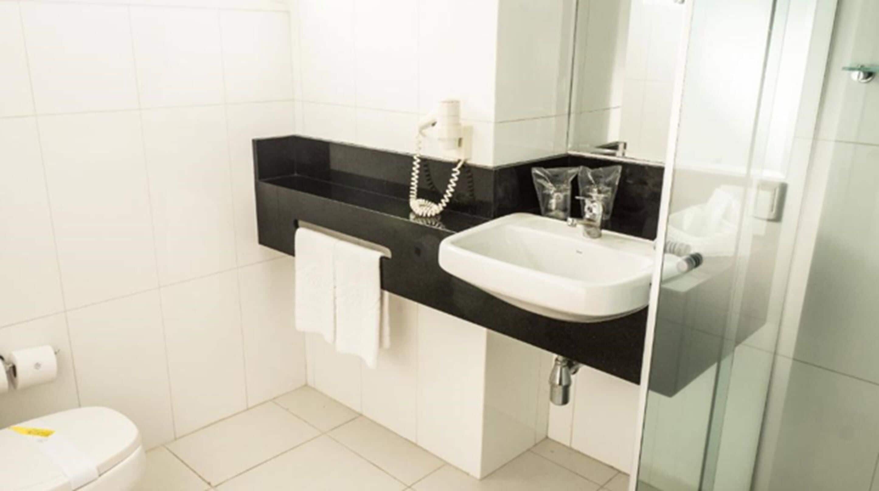 minibar, in-room safe, desk, free wifi