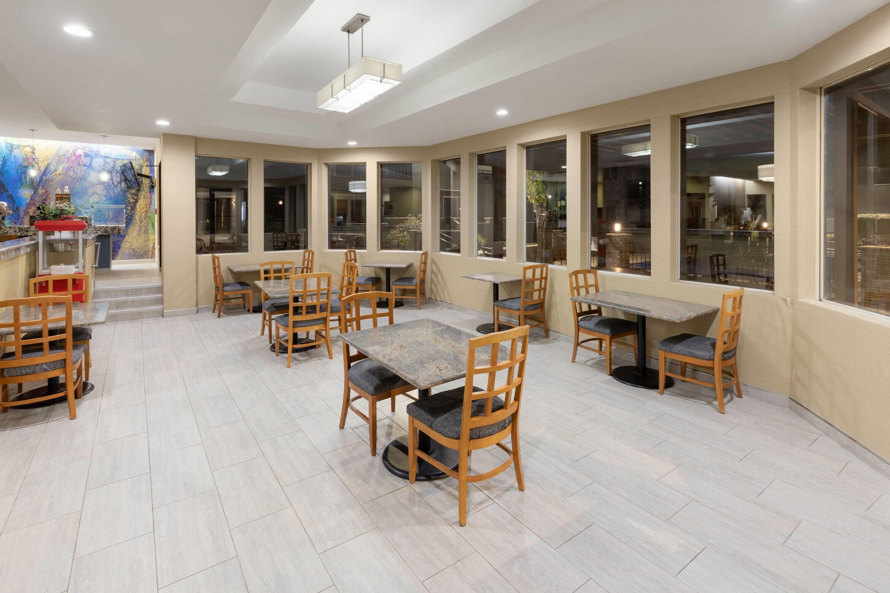 Free continental breakfast