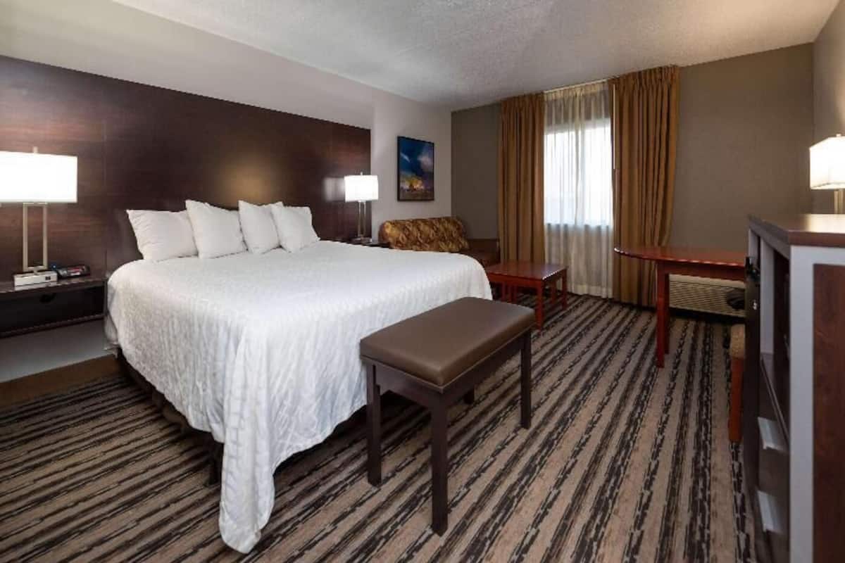 In-room safe, desk, blackout drapes, iron/ironing board