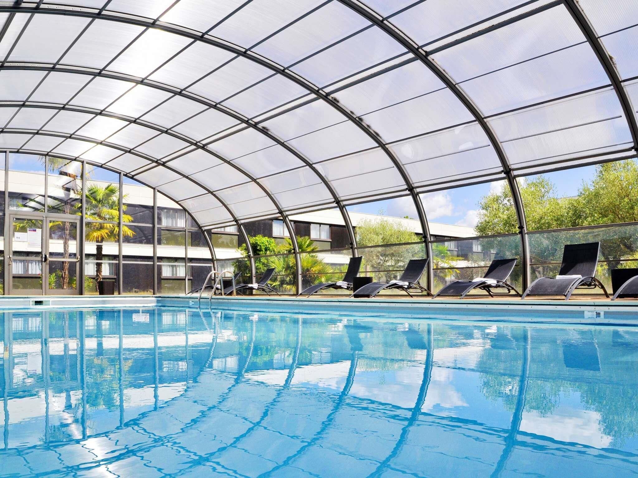 Sæsonbestemt udendørs pool