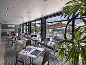 Breakfast, lunch, dinner served; French cuisine