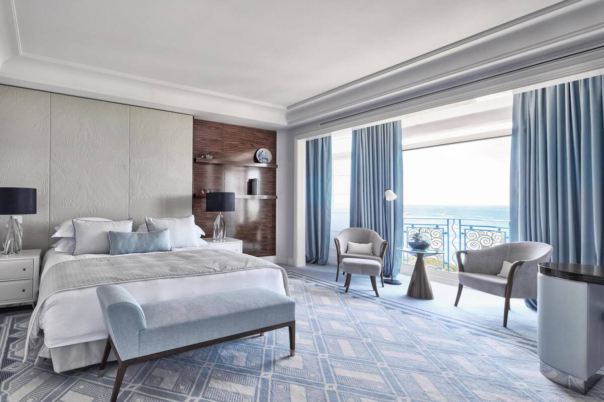 suite, sea view (prestige) | hypo-allergenic bedding, minibar, in-room safe, individually decorated