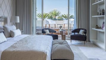 Hypoallergeen beddengoed, een minibar, een kluis op de kamer