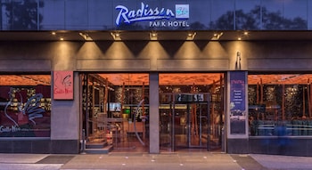 Radisson Blu Park Hotel, Athens