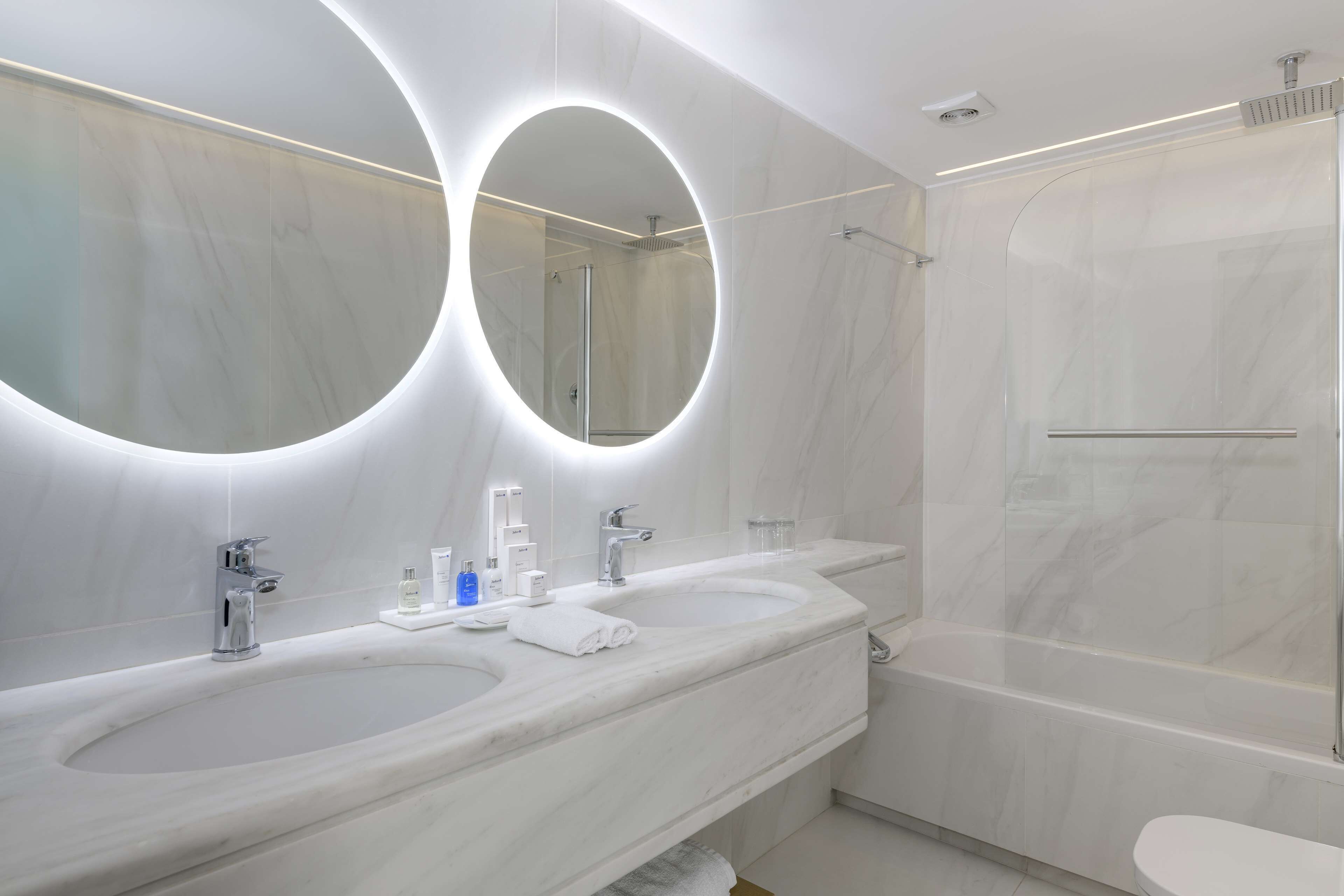 Photo - Radisson Blu Park Hotel, Athens
