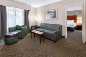 1 bedroom, premium bedding, pillowtop beds, desk