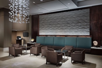 Reception area at Embassy Suites by Hilton Orlando Lake Buena Vista Resort