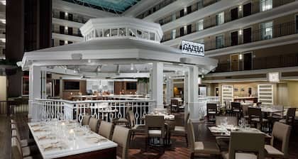 Embassy Suites by Hilton Orlando Lake Buena Vista Resort