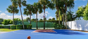 Embassy Suites by Hilton Orlando Lake Buena Vista Resort