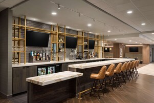 Bar (en la propiedad)