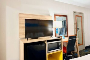Iron/ironing board, free cribs/infant beds, rollaway beds, free WiFi